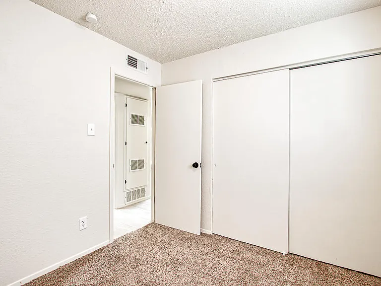 10720 McAllen Pl — Photo 29