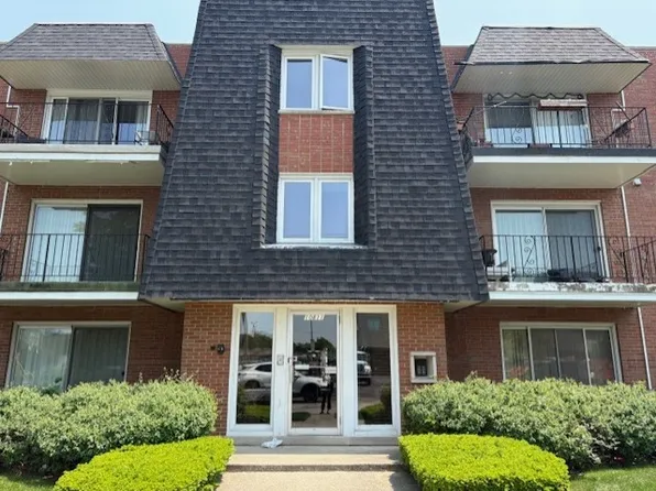 10811 S Keating Ave APT 3SE, Oak Lawn, IL 60453