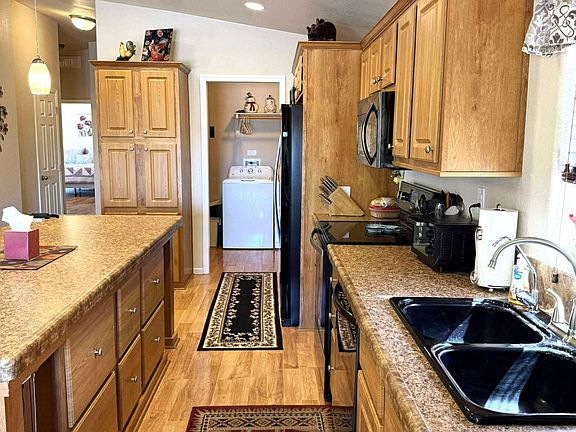 4th image of 14318 E 29th Pl