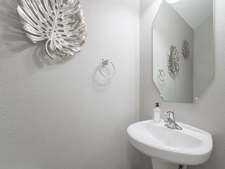 27 Gilmore Grove Pl — Photo 38