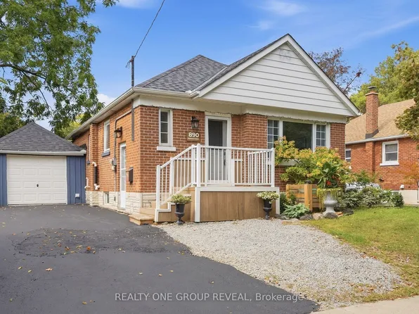 890 Grierson St, Oshawa, ON L1G 5J9