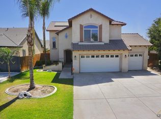 2805 Crestline Falls Ln, Bakersfield, CA 93313
