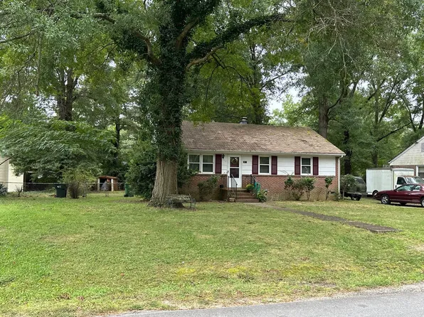 6207 Keaneland Dr, Richmond, VA 23225