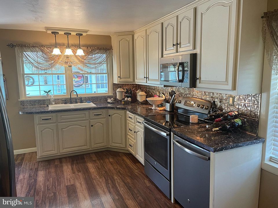 2474 Middle Rd, Lewistown, PA 17044 Zillow