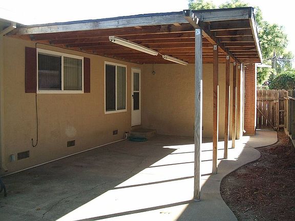 3rd image of 33612 14th St