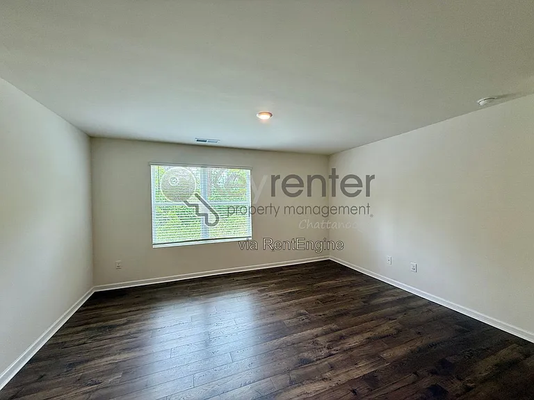 81 Draft St — Photo 6
