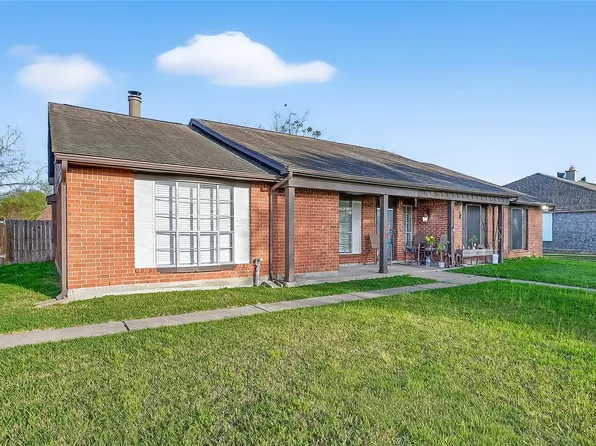 9111 Benthos Dr, Houston, TX 77083