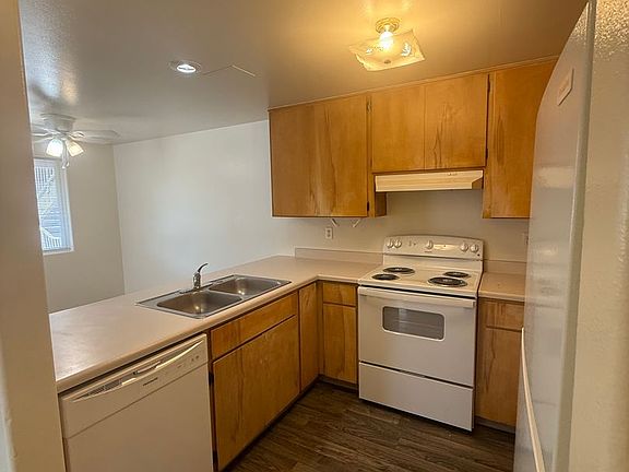 2nd image of 756 N Riverside Ave #4