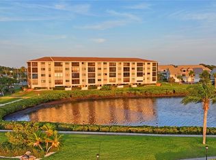 8251 Brent St APT 925, Port Richey, FL 34668