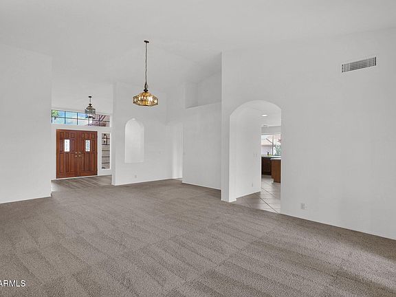 5th image of 9203 W BEHREND Drive