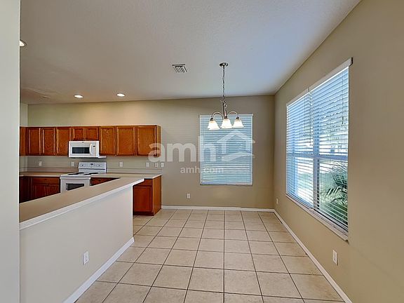 5th image of 6101 41st St E
