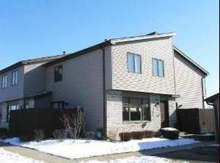 300 Circlegate Rd, New Lenox, IL 60451