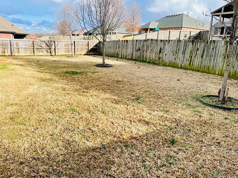 420 Trieste Dr — Photo 36