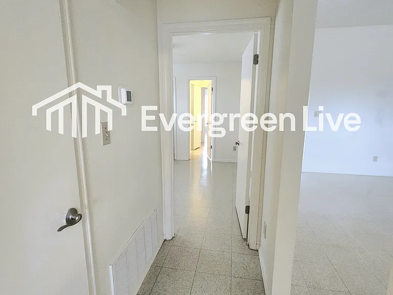 1323 San Felipe Ct — Photo 12