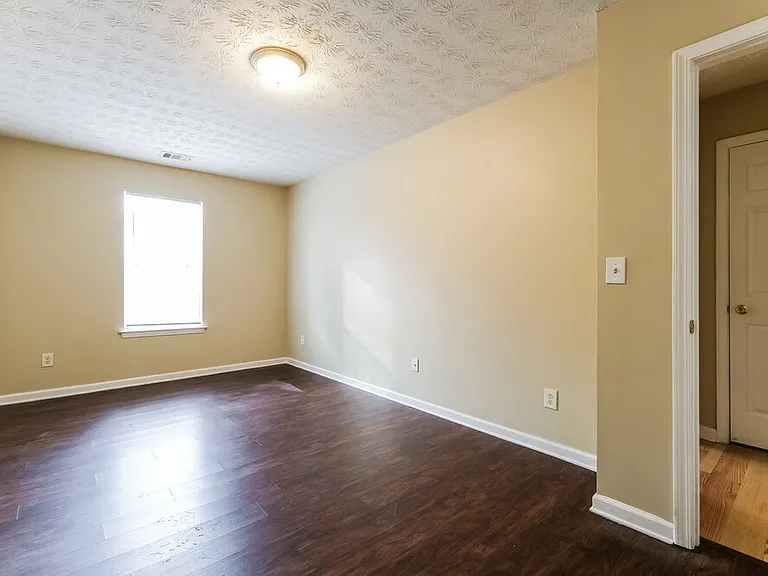 1280 Kilgore Rd — Photo 15