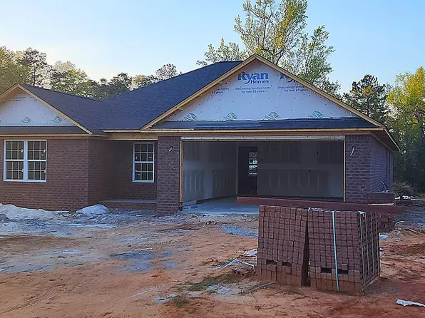 3350 Alpenglow Dr, Dalzell, SC 29040