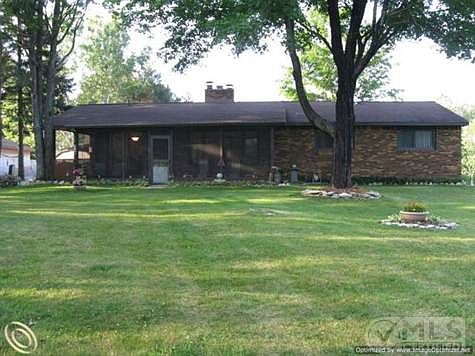 3rd image of 9754 S River Ln
