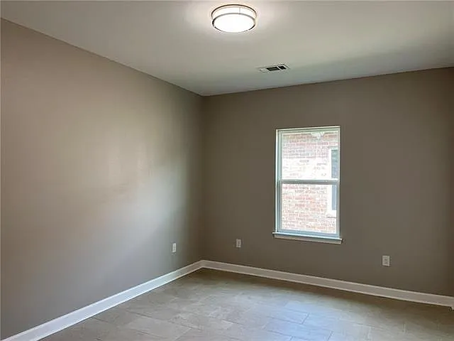 5119 Oak Dr — Photo 11