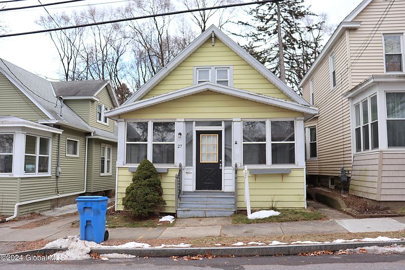 2nd image of 27 Tremont Street