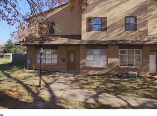 1203 Suzann Dr, Warrington, PA 18976