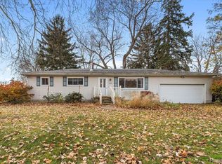 5033 Robinwood St, Monroe, MI