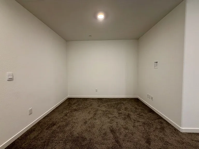 917 Violet Heron St — Photo 23