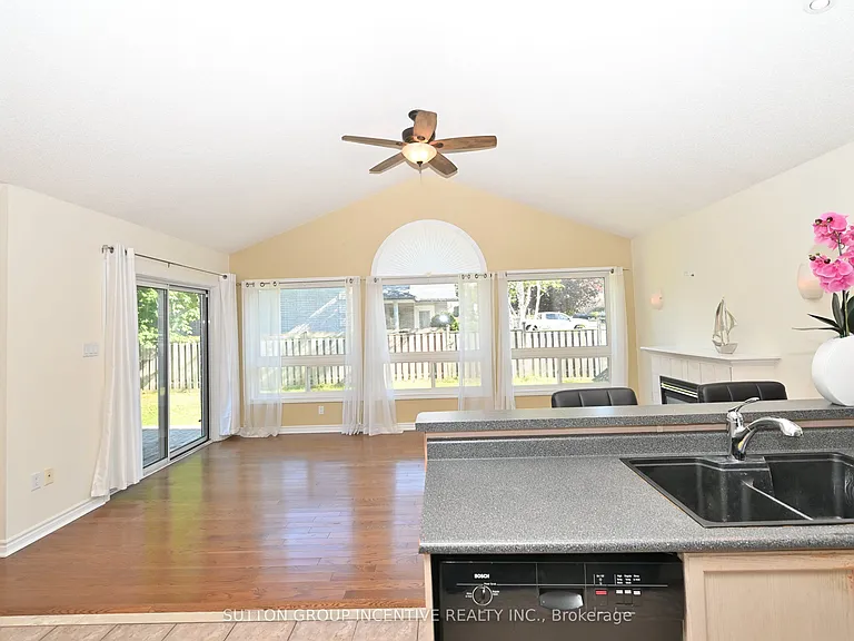 58 Bloxham Pl — Photo 11