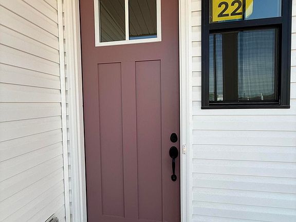 3rd image of 8801 Chapman Trace Way