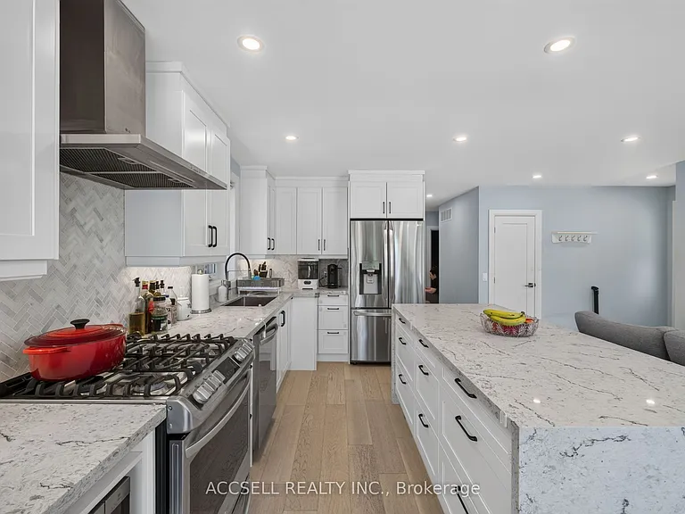 10 Sylla Ave — Photo 12