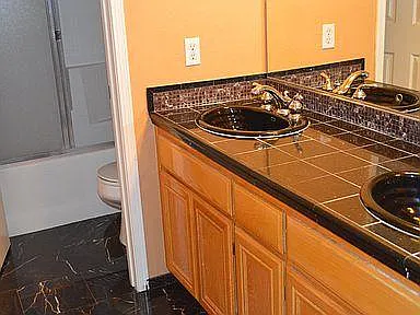 937 N Temescal Cir — Photo 7