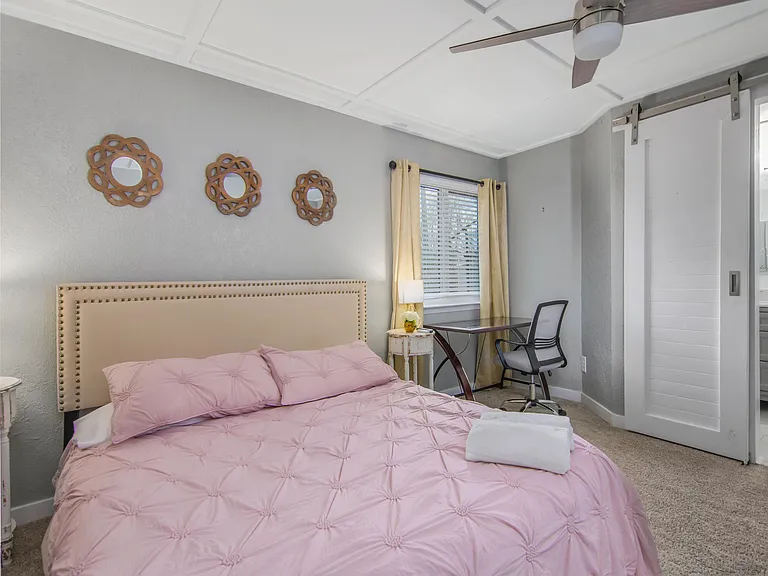 3015 Pilgrims Point Ln — Photo 7