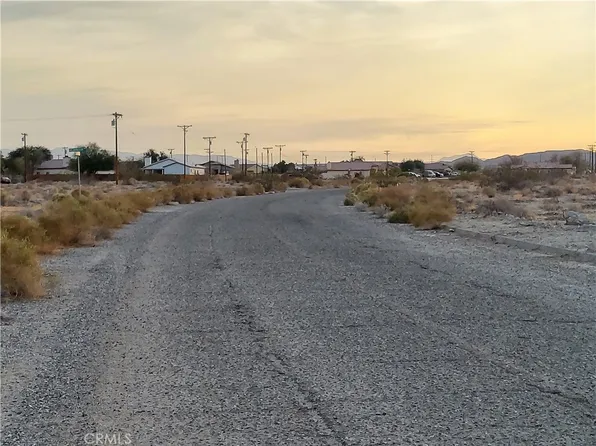 1527 Kitty Hawk Ave #1, Thermal, CA 92274