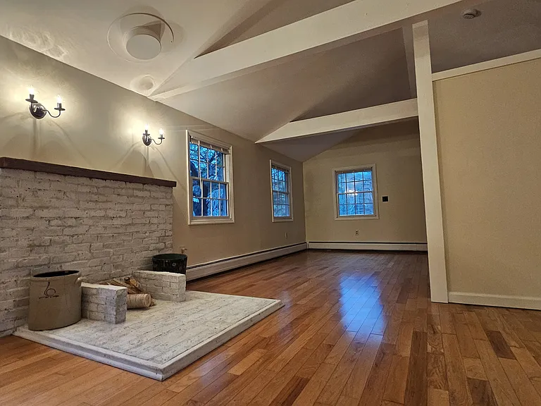 2089 W Creek Rd — Photo 28
