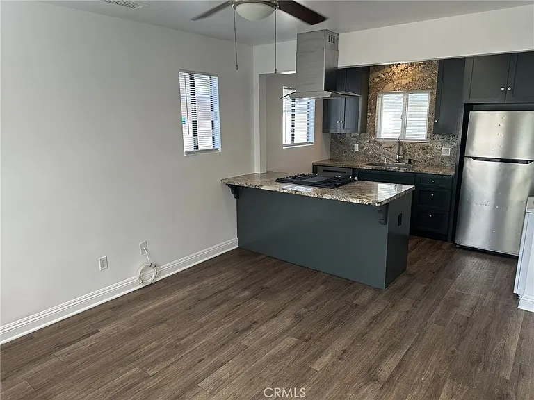 1819 Gramercy Ave #B — Photo 9