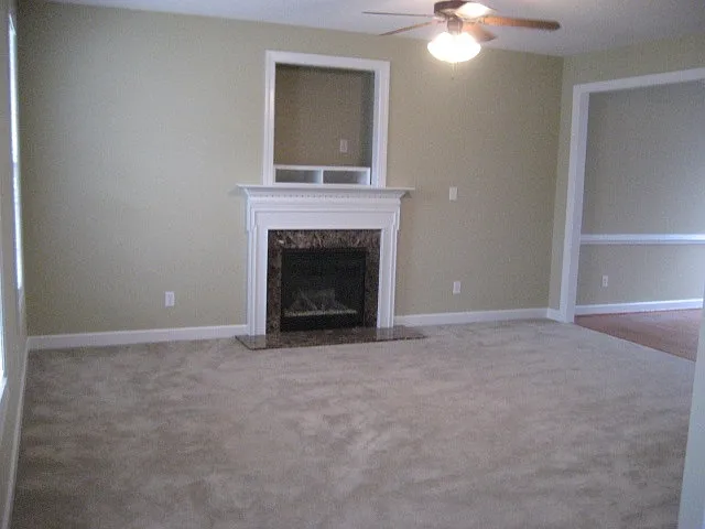 1300 Dexter Ridge Dr — Photo 3