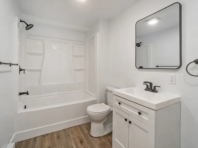 2269 Pennsylvania Ave — Photo 10