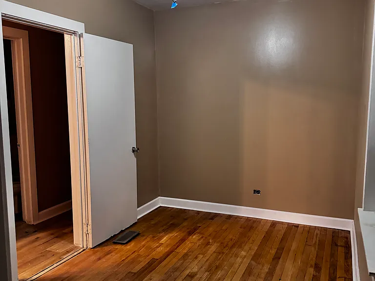 4627 S Washtenaw Ave #1 — Photo 3