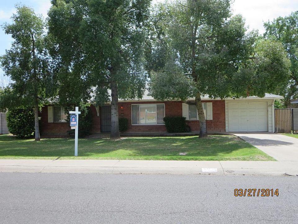 1st image of 3745 E Clarendon Ave