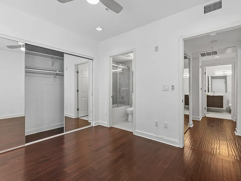 6038 Carlton Way #106 — Photo 18
