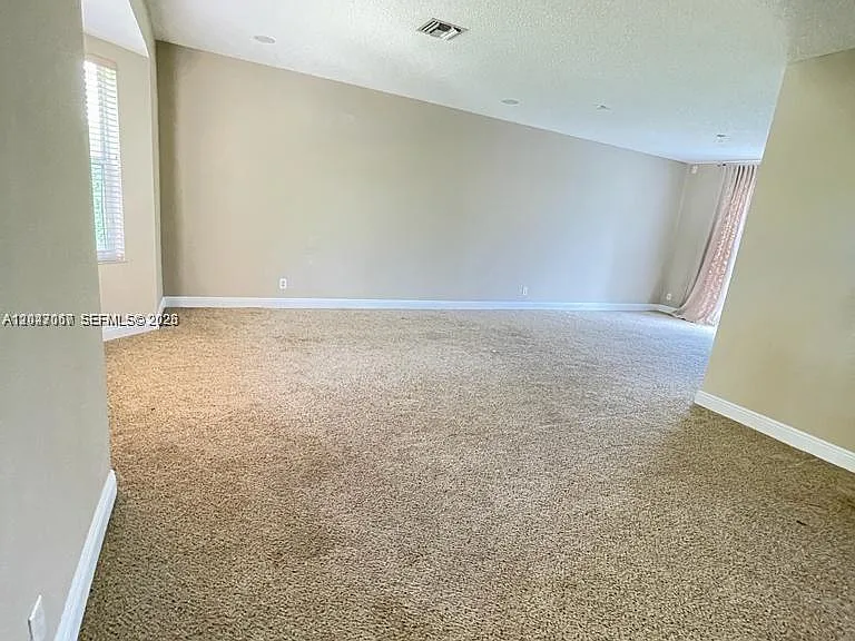558 Stonemont Dr — Photo 17