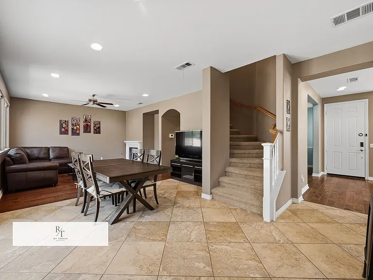 12488 Celebration Dr — Photo 12
