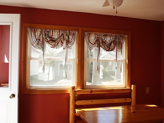 5th image of 232 Lake Dr