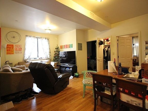 5th image of 191 Humboldt St APT 4