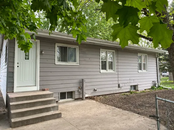 3402 Amherst St, Des Moines, IA 50313