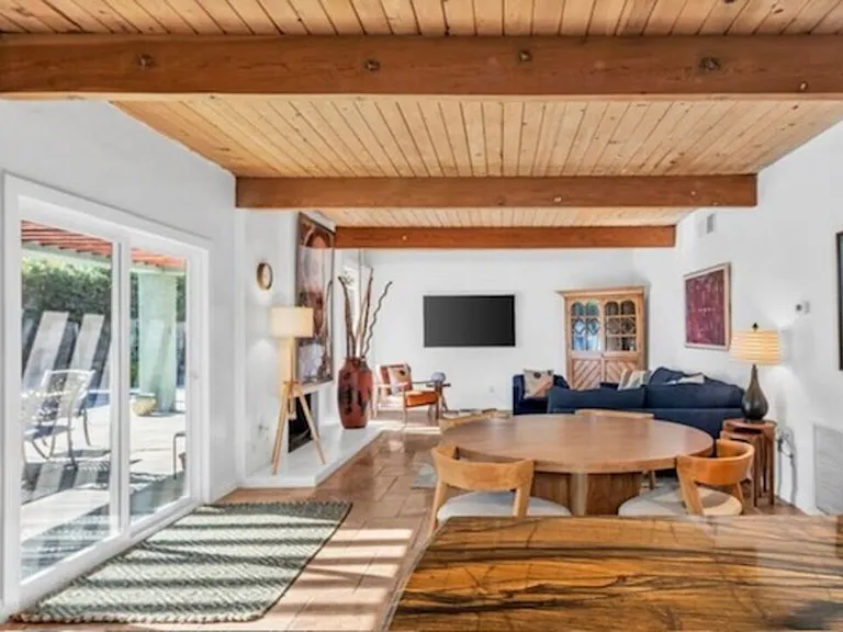 817 N Via Monte Vis — Photo 33