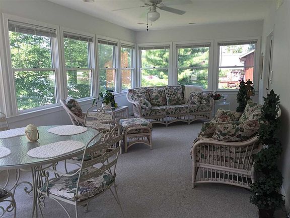5th image of 141 W Blue Spruce Dr