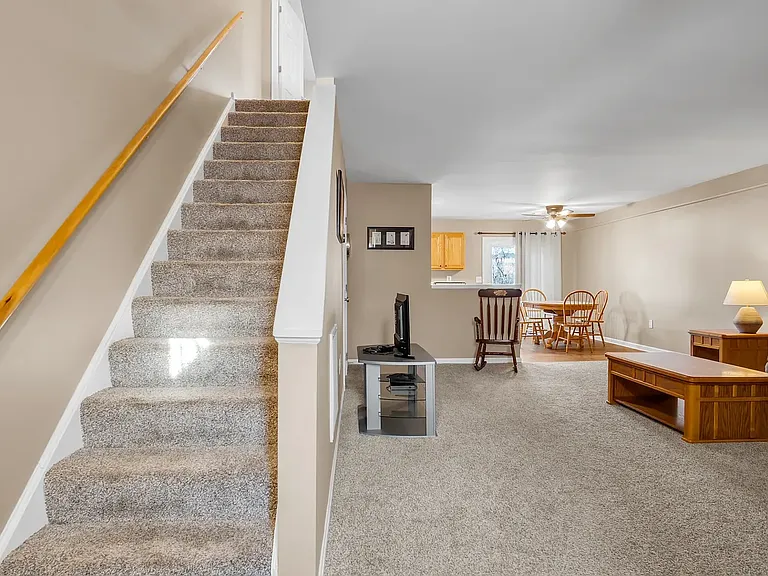 7214 Huntingdon St — Photo 10