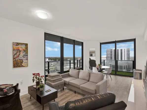 121 NE 34th St, Miami, FL