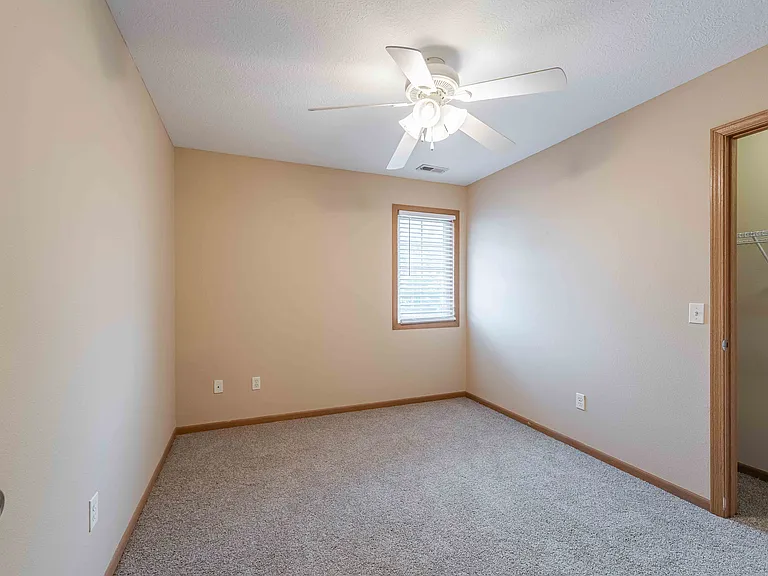 Oakwood Heights Townhomes — Photo 126