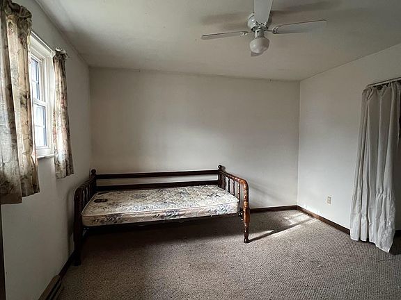5th image of 637 E 8th St Lot 10